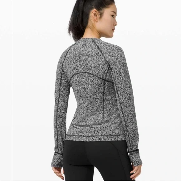 NWOT Lululemon Runderful Long Sleeve Top Black White Herringbone Size 8 - Picture 2 of 16